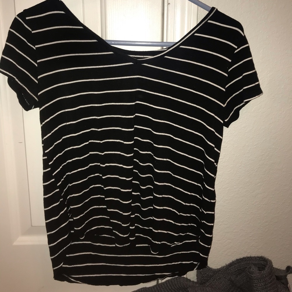 Stripped loose shirt